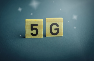 5g telephony, inscription made of blocks
